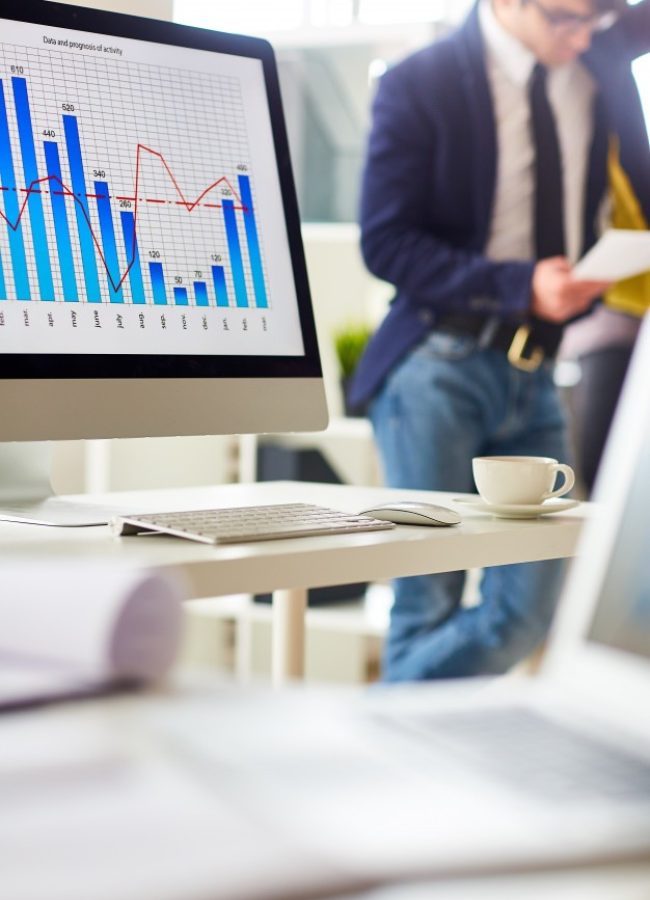 workplace-analyst_1098-15683